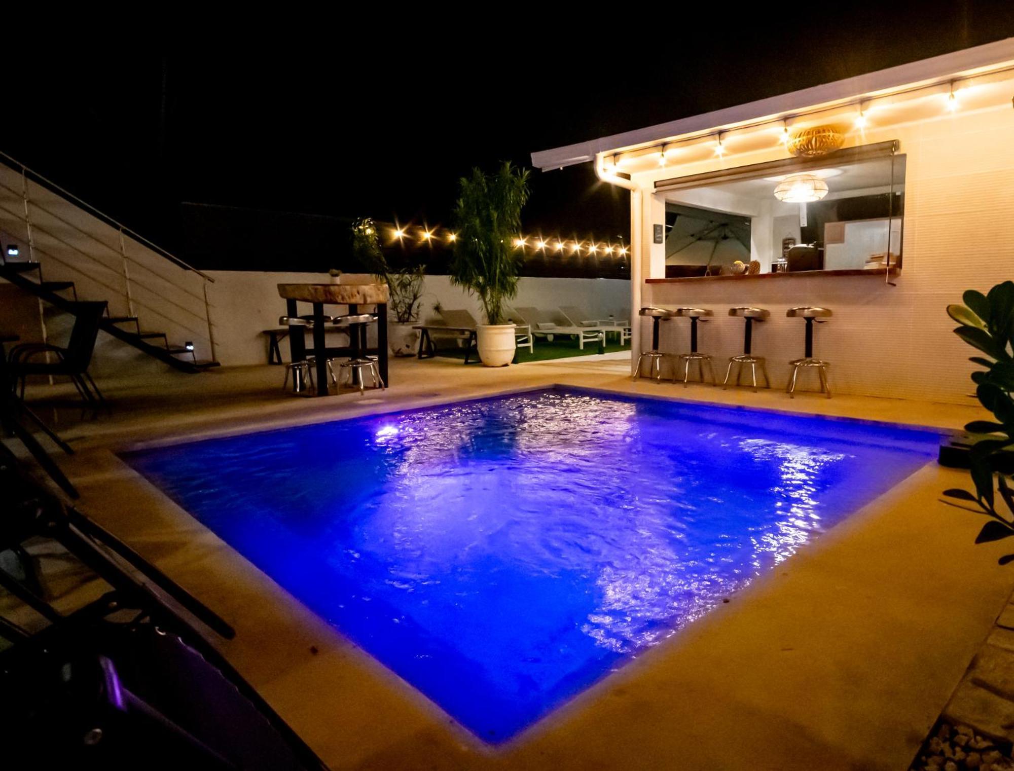 Anika Boutique Suites Coco Esterno foto
